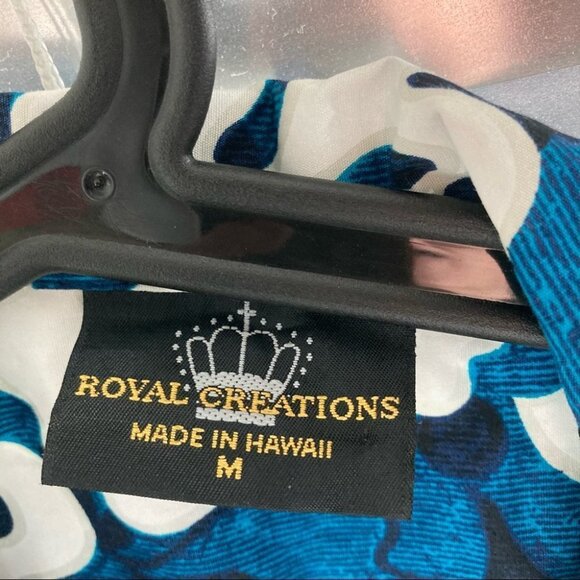 ROYAL CREATIONS Sz  M Hawaiian Style Button Up Short Sleeve Shirt - Picture 2 of 5